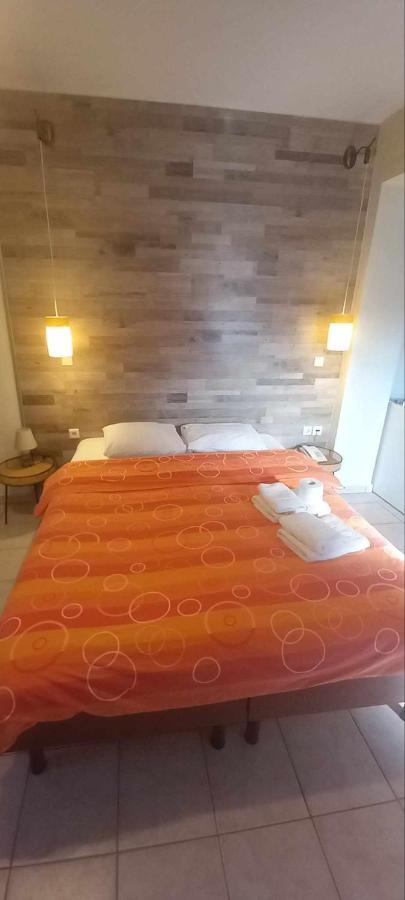 Voreas Hotel Loutraki  Ngoại thất bức ảnh