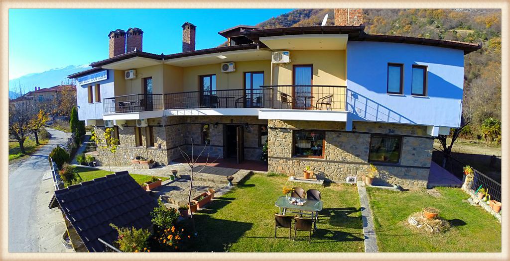 Voreas Hotel Loutraki  Ngoại thất bức ảnh