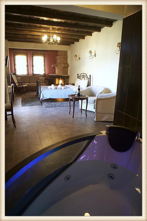 Voreas Hotel Loutraki  Phòng bức ảnh