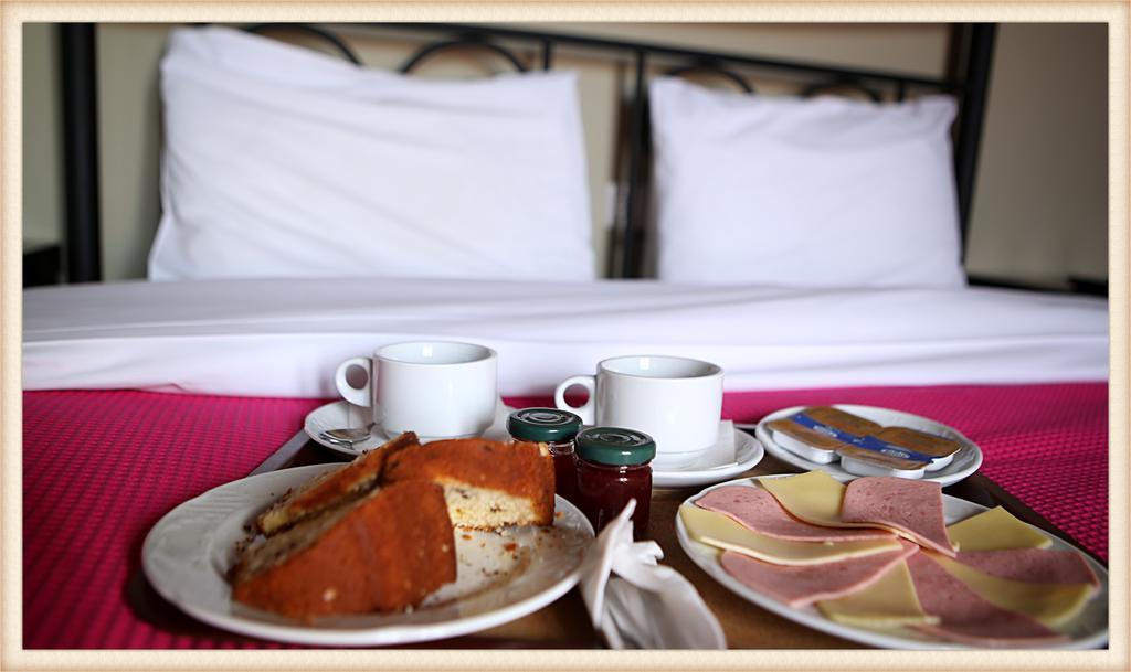 Voreas Hotel Loutraki  Phòng bức ảnh