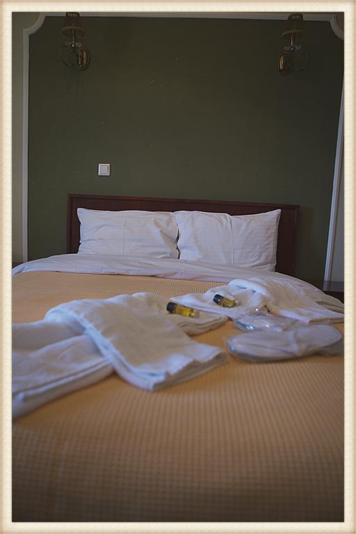 Voreas Hotel Loutraki  Phòng bức ảnh